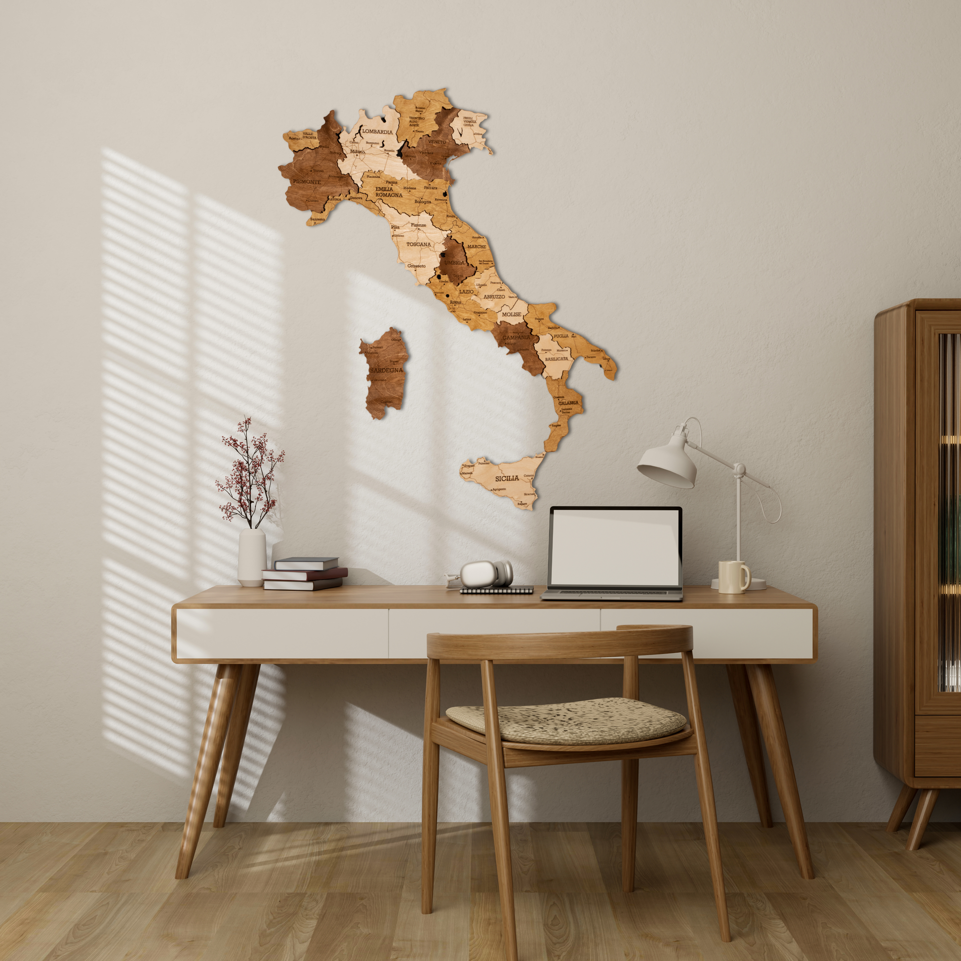 3D Holzkarte Italien – Handgefertigte Wanddeko mit Toskana & Sizilien
