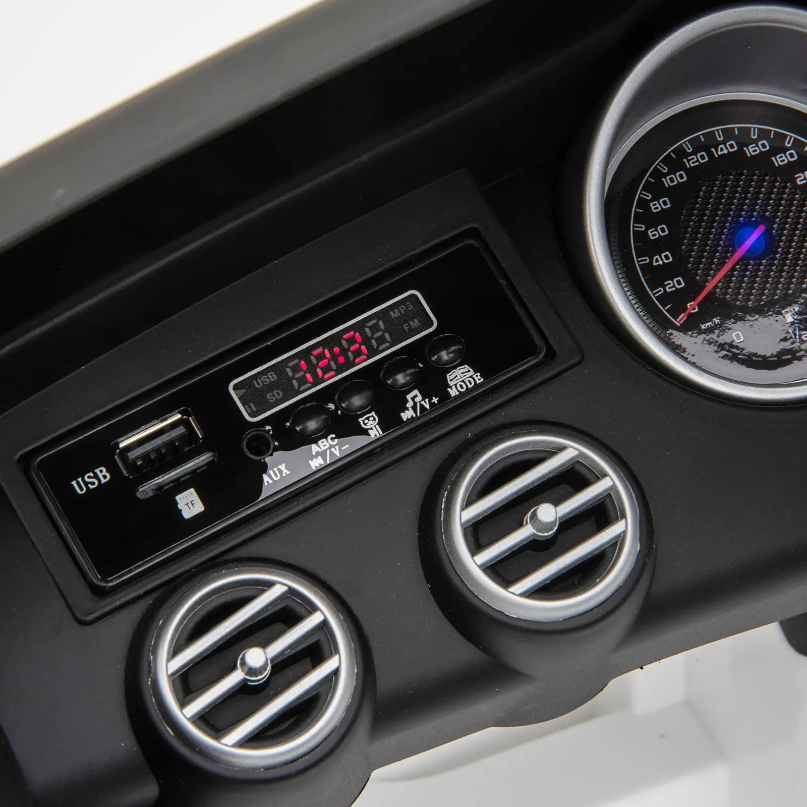 Kinderfahrzeug 12V Mercedes-Benz AMG GLC63S lizenzierter Elektroauto mit Fernbedienung Sicherheitsgurt 2 x 35W