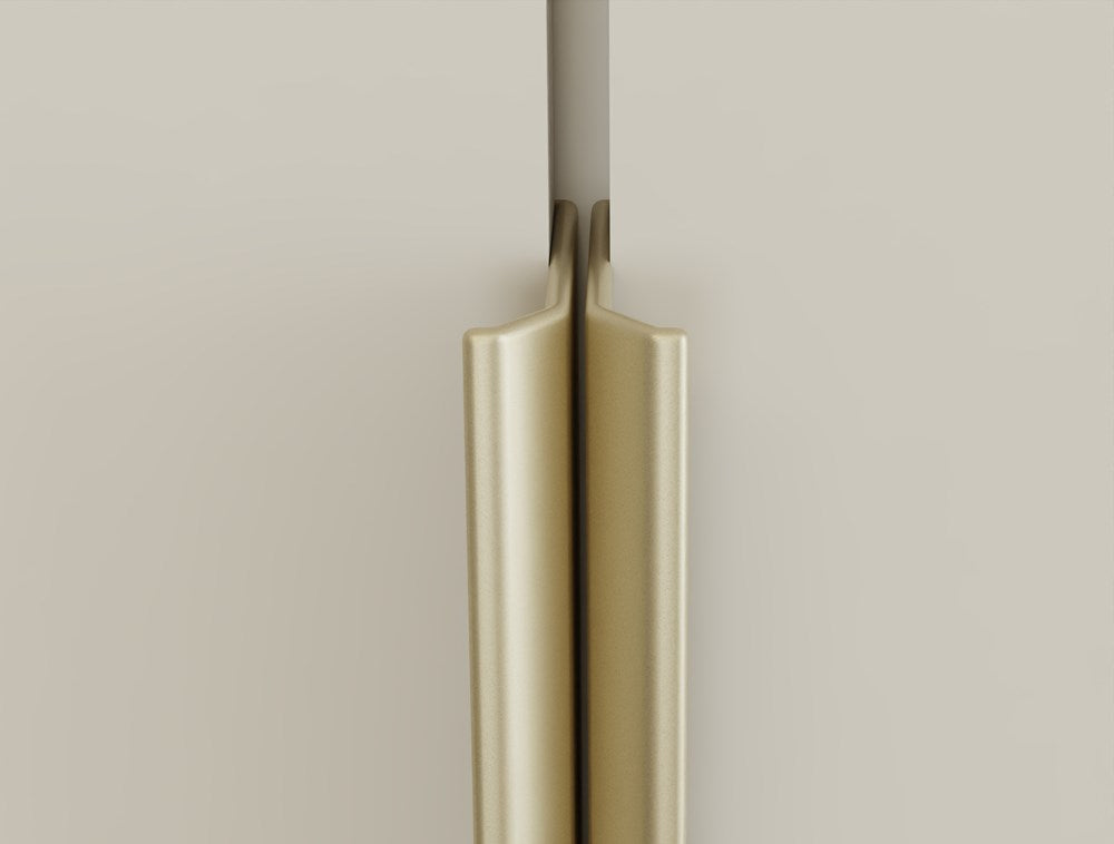 Kleiderschrank SENSO – Kaschmir Beige mit goldenen Griffen, 3- oder 4-türig (150/200 cm)