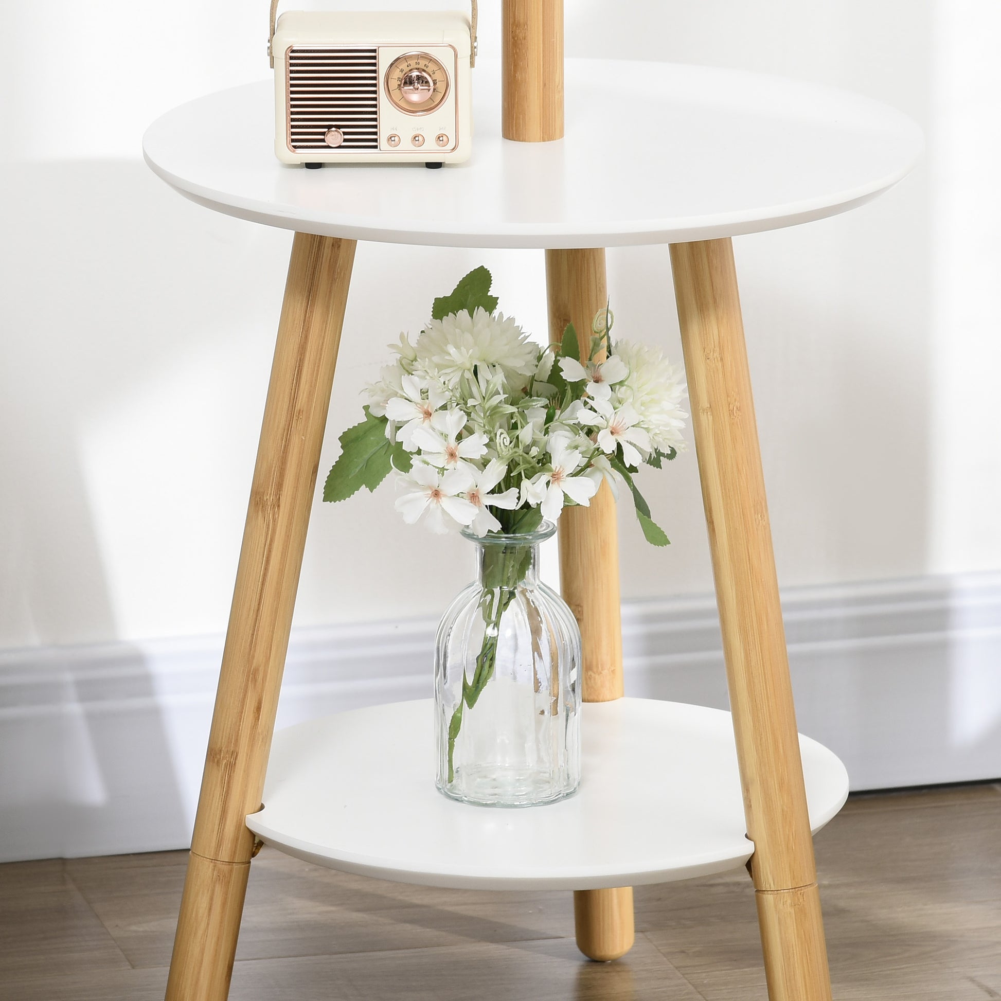 Garderobenständer mit Beistelltisch im Skandi-Design, 5 Kleiderhaken, Natur + Weiß