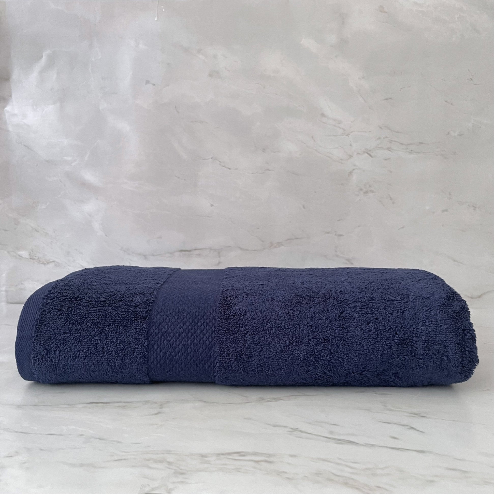 Plush Handtücher – 100% ägyptische Baumwolle, luxuriös & saugstark, verschiedene Größen & Farben